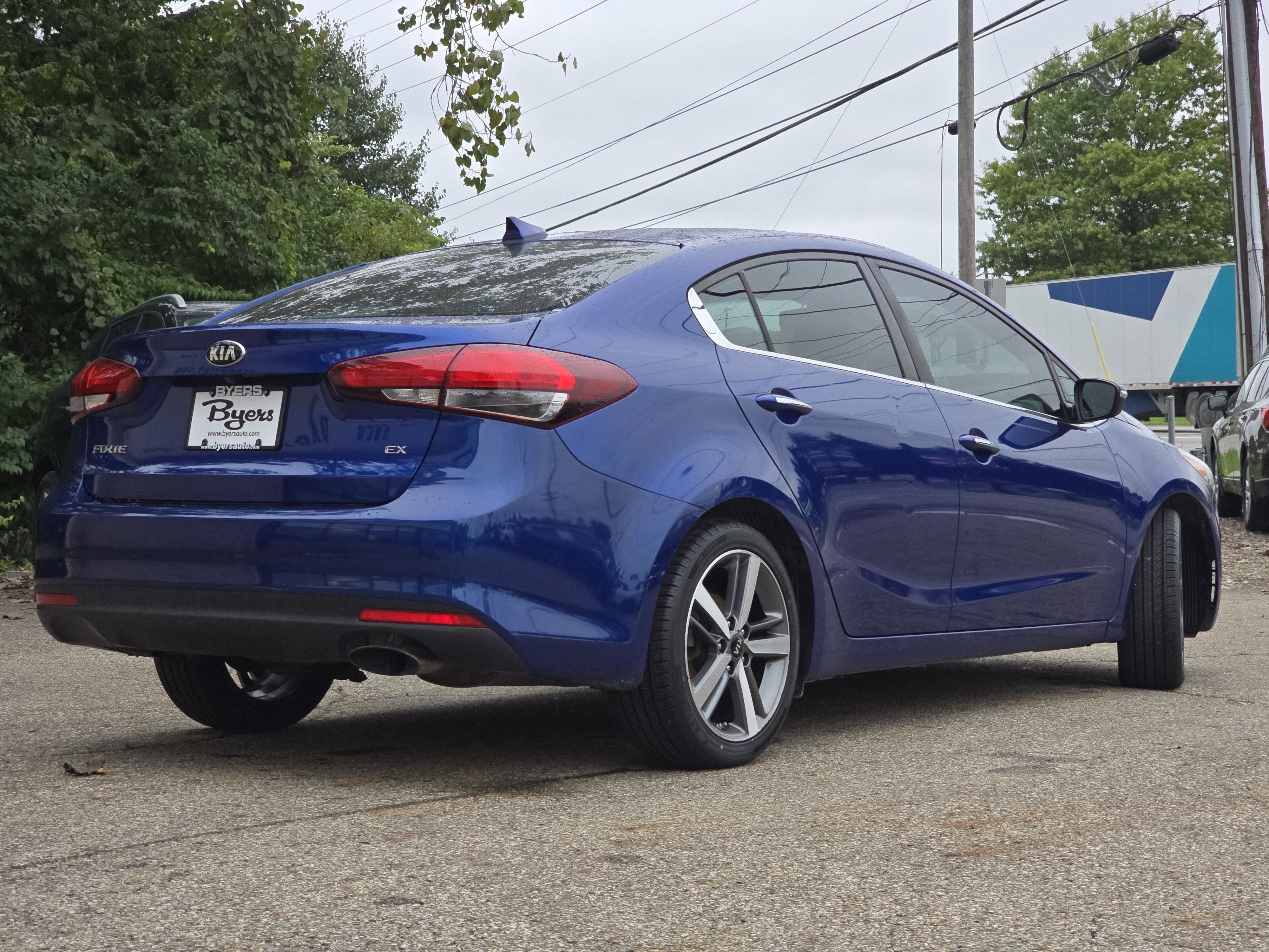 Used 2017 Kia Forte EX FWD image 7