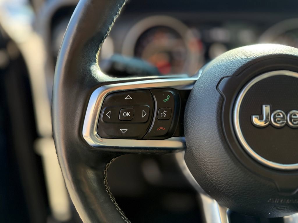 Used 2018 Jeep Wrangler Unlimited Sahara w/ Quick Order Package 24M Moab image 25