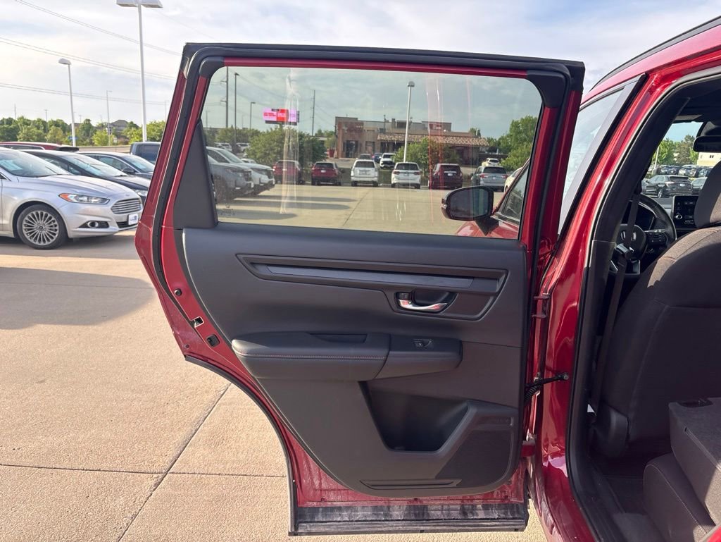 Used 2026 Honda CR-V Sport image 34