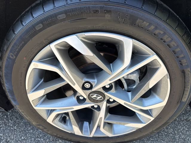 Used 2023 Hyundai Sonata SEL w/ Preferred Accessory Package FWD image 7