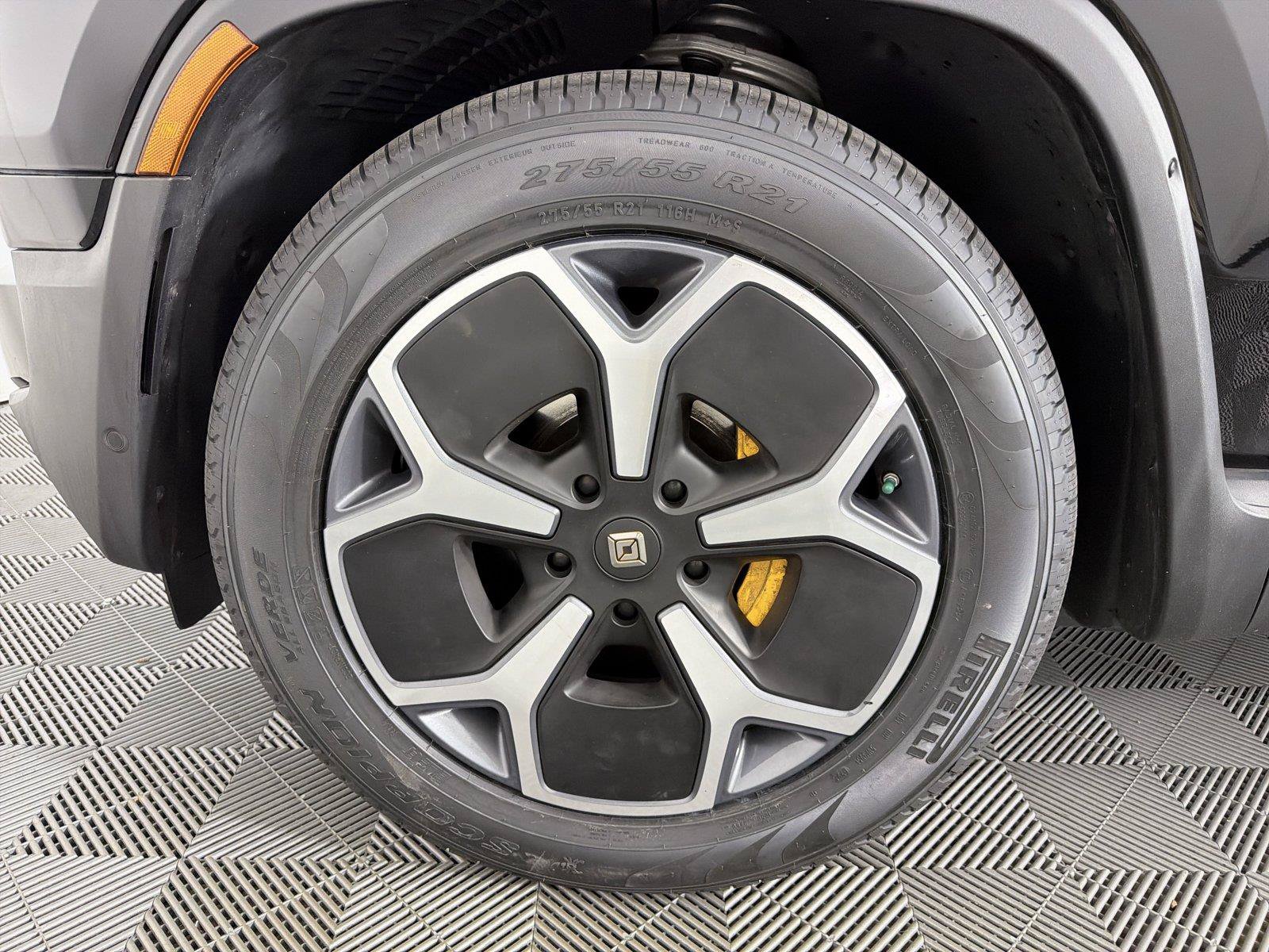 Used 2022 Rivian R1T Adventure AWD/4WD image 9