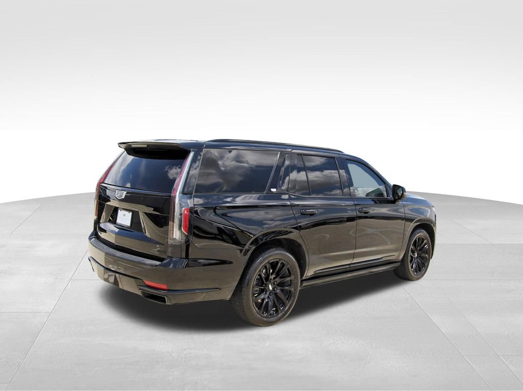 Used 2024 Cadillac Escalade Sport Platinum w/ LPO, ONYX Package AWD/4WD image 3