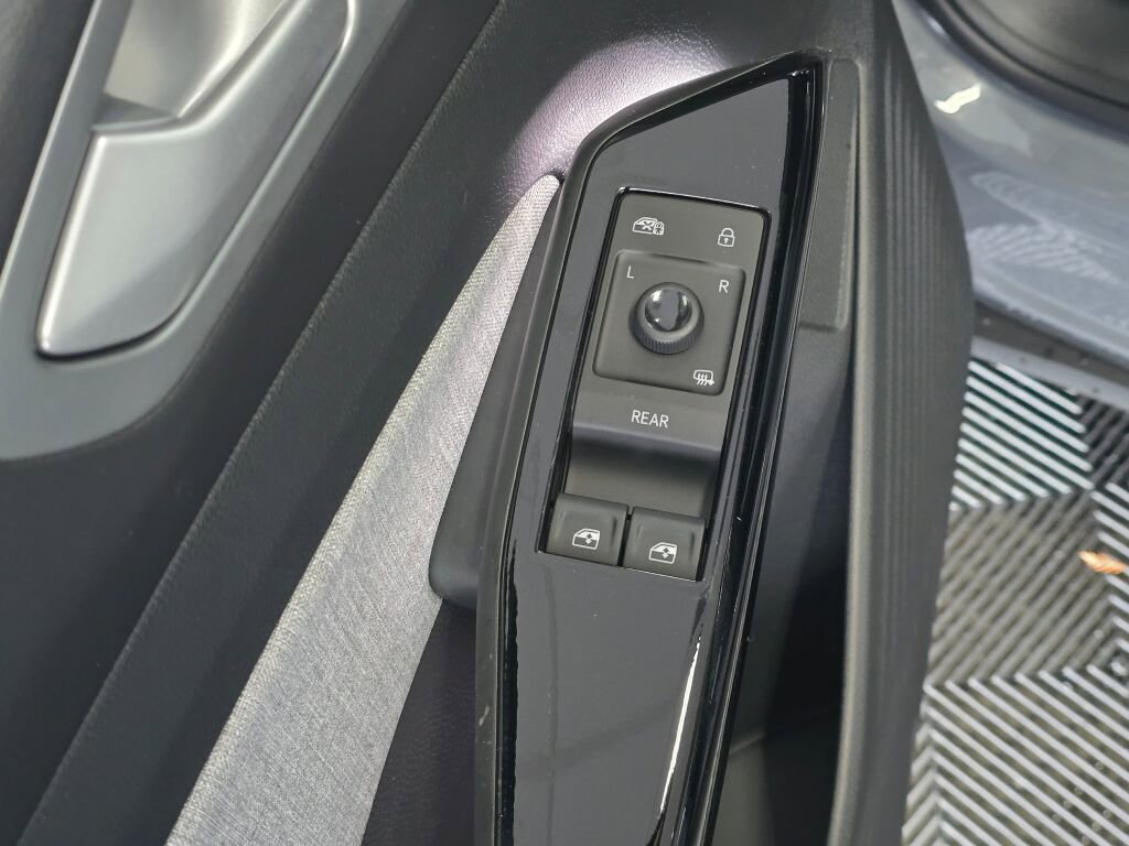 New 2026 Volkswagen ID.4 Pro image 19