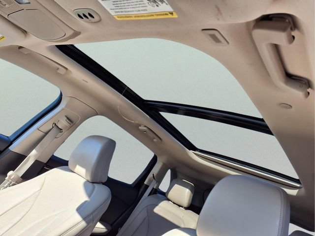 Used 2023 Lincoln Nautilus Reserve image 20