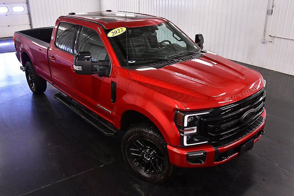 Used 2022 Ford F250 Lariat w/ Black Appearance Package image 14