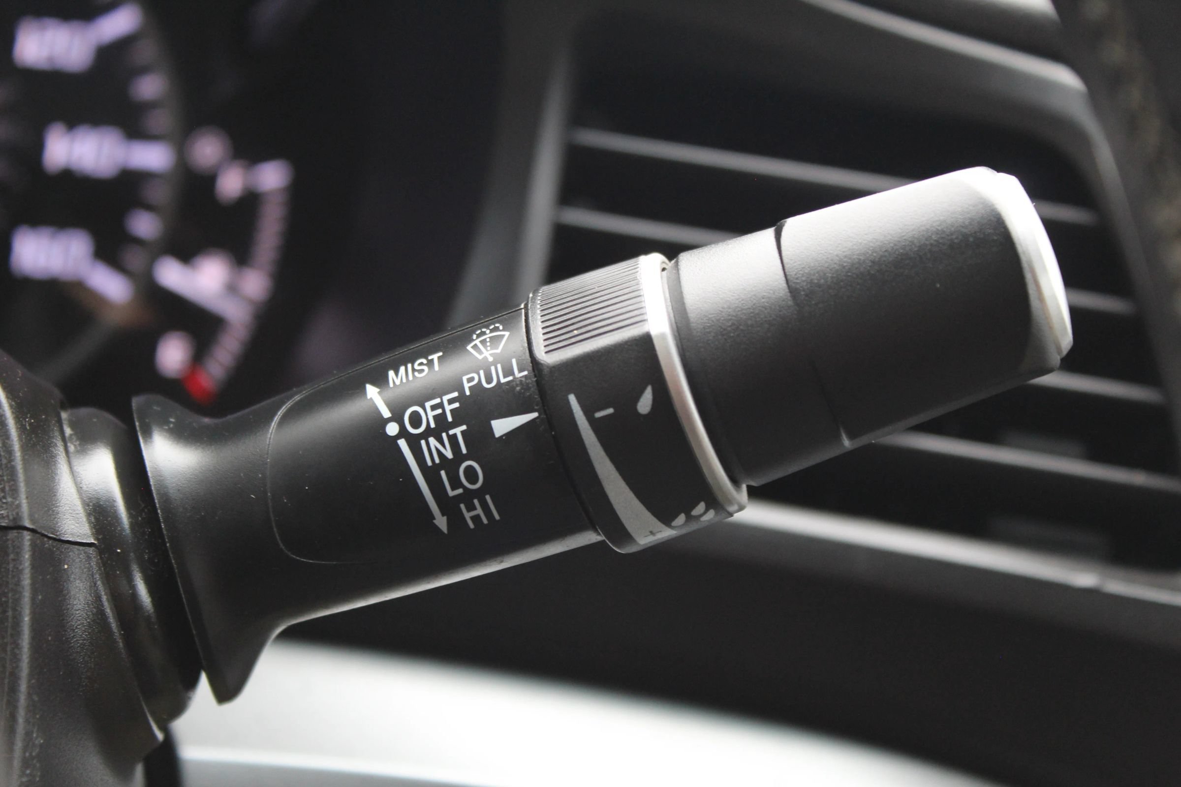Used 2014 Acura ILX w/ Technology Package FWD image 28