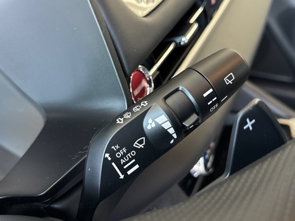New 2026 Mitsubishi Outlander AWD image 17