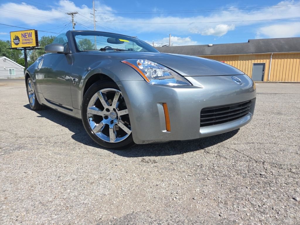 Used 2005 Nissan 350Z Touring RWD video 1