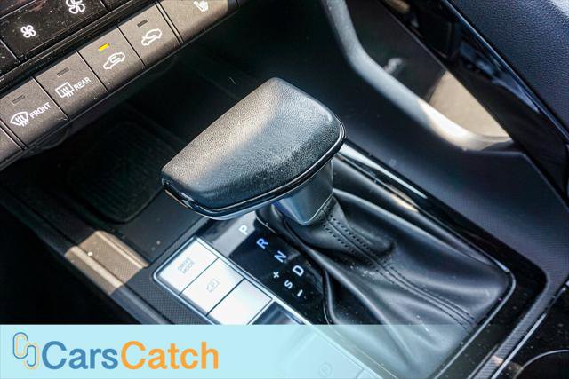 Used 2025 Hyundai Elantra SEL image 38
