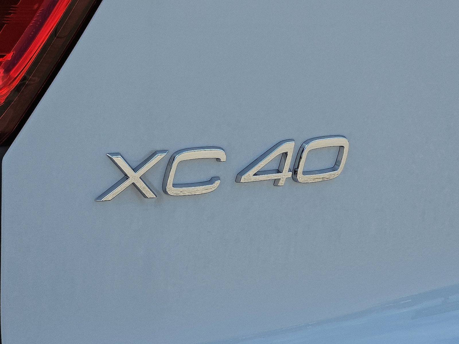 New 2026 Volvo XC40 B5 Plus w/ Protection Package Premier AWD/4WD image 23