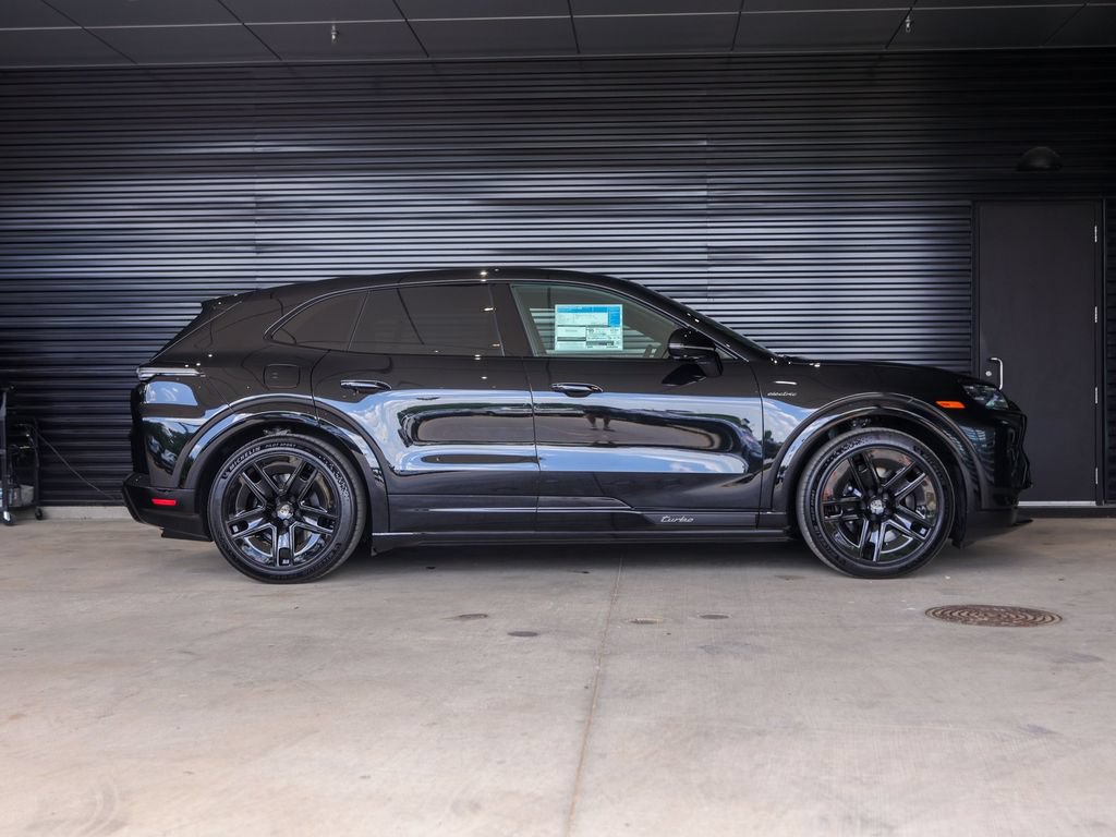 New 2026 Porsche Cayenne Turbo AWD/4WD image 8