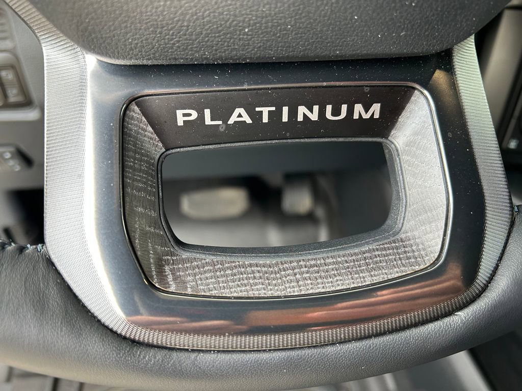Used 2025 Ford F350 Platinum image 25