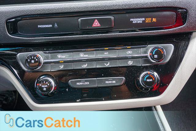 Used 2019 Kia Sedona EX FWD image 27