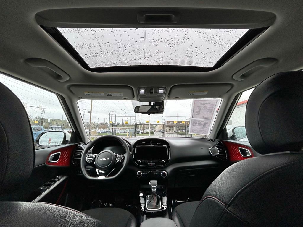 Used 2023 Kia Soul GT-Line image 19