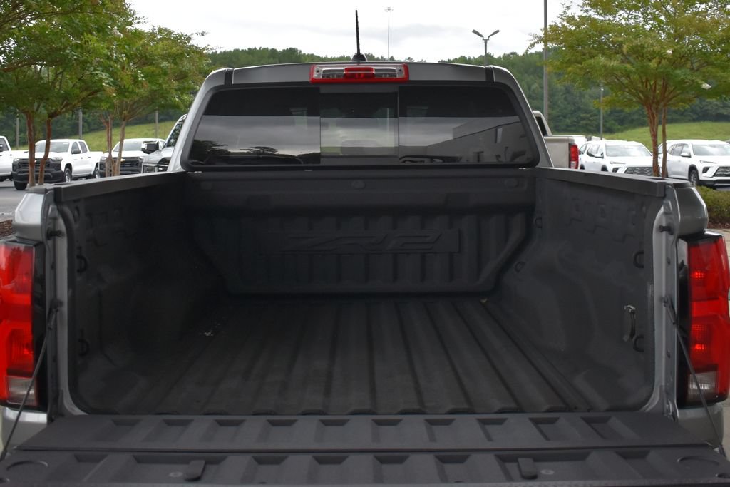 Used 2024 Chevrolet Colorado ZR2 w/ ZR2 Convenience Package III AWD/4WD image 11
