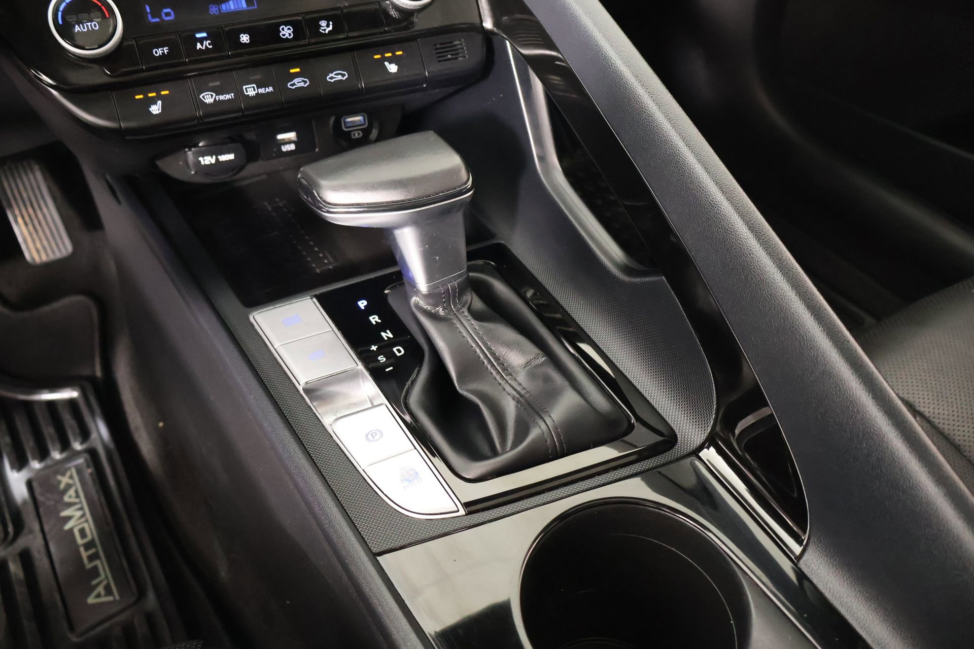 Used 2021 Hyundai Elantra Limited w/ Cargo Package image 9