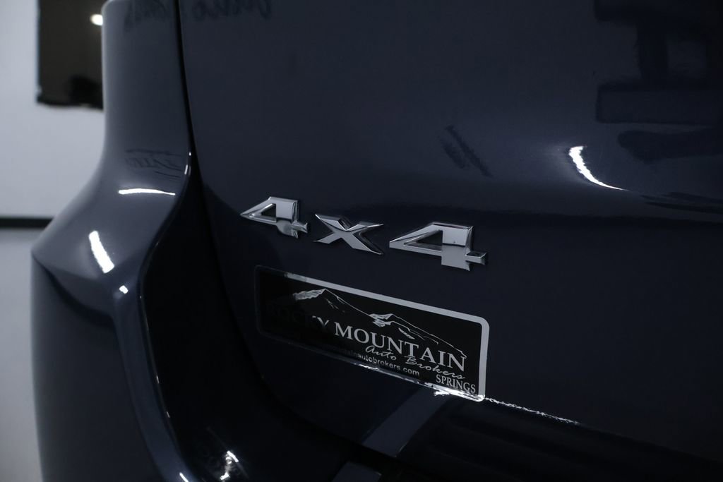 Used 2020 Jeep Grand Cherokee Limited image 12