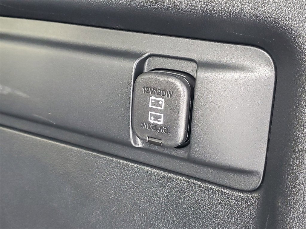 Used 2025 MAZDA CX-70 Plug-In Hybrid w/ Premium Pkg image 10