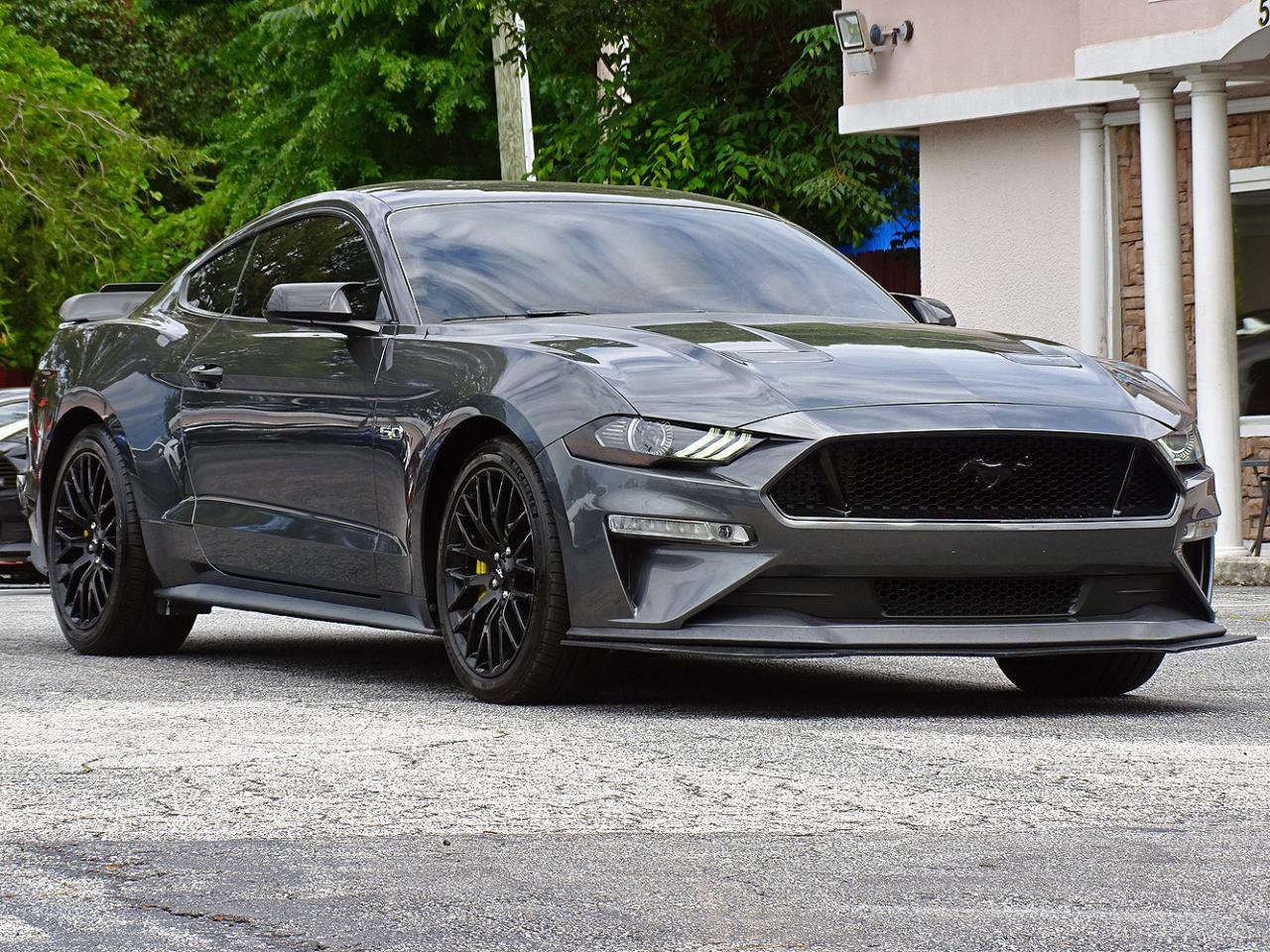 Used 2019 Ford Mustang GT Premium w/ GT Performance Package RWD image 8