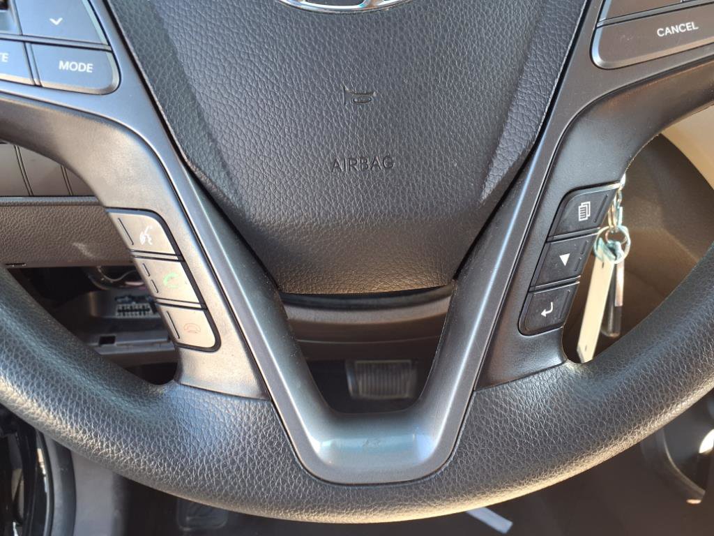 Used 2017 Hyundai Santa Fe Sport image 25