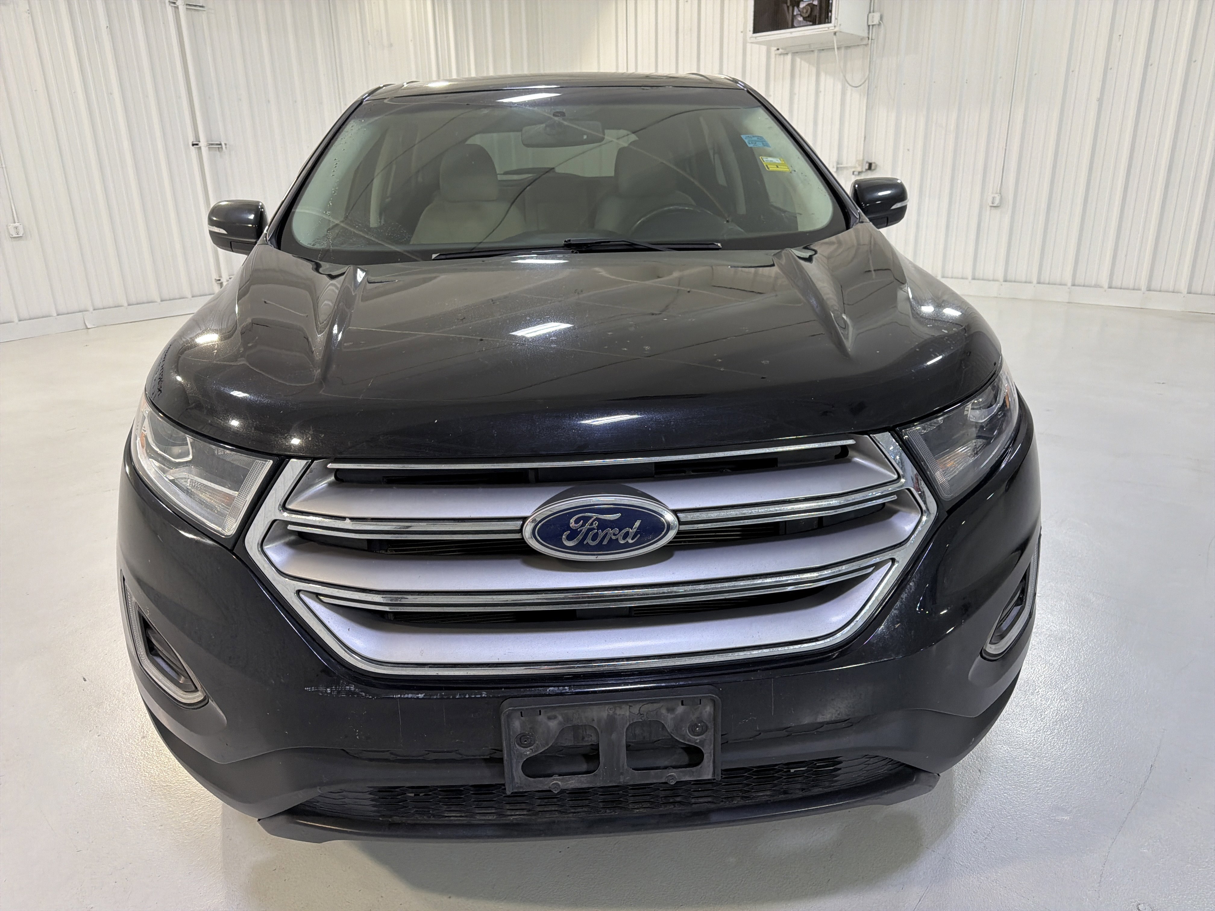 Used 2017 Ford Edge Titanium w/ Technology Package image 8