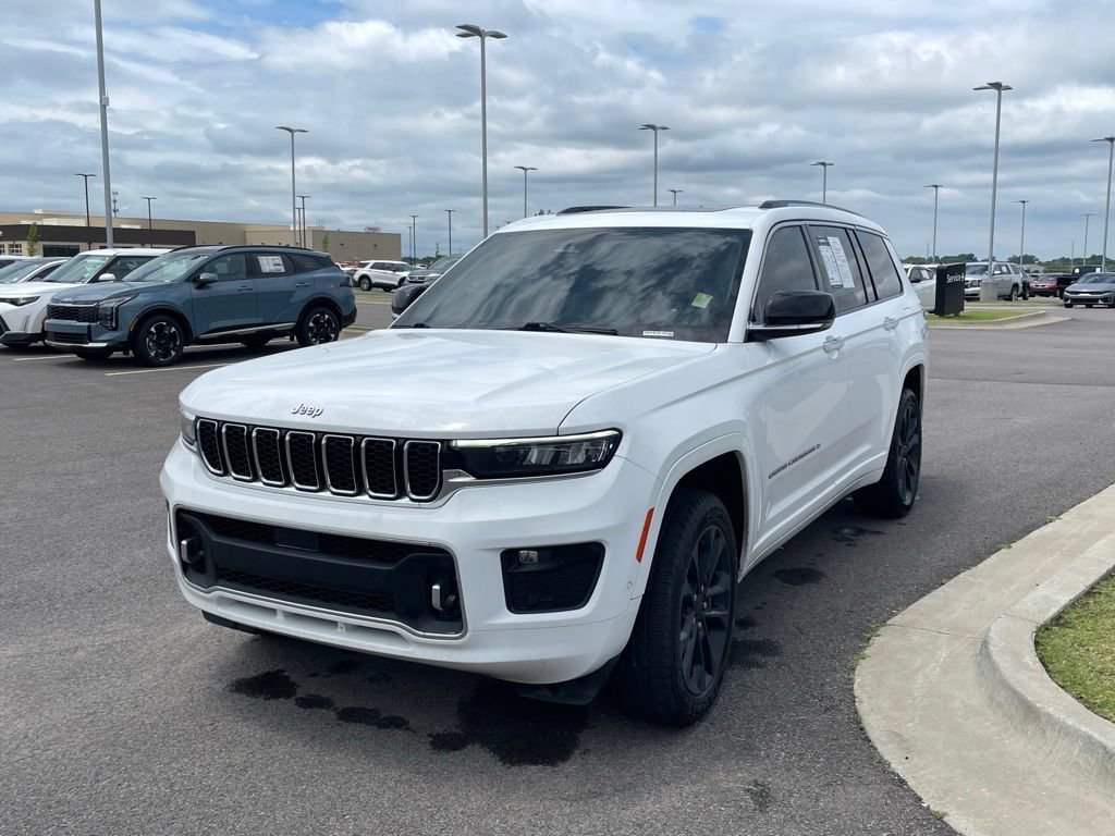 Used 2023 Jeep Grand Cherokee L Overland AWD/4WD image 3