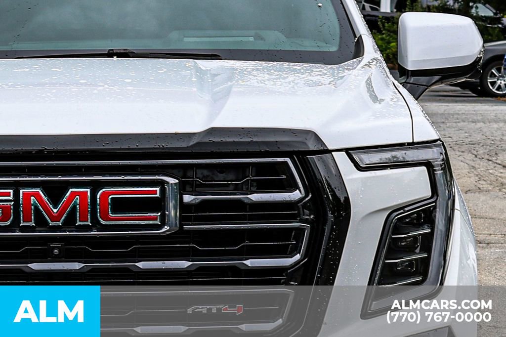 Used 2025 GMC Yukon XL AT4 w/ AT4 Premium Package AWD/4WD image 15