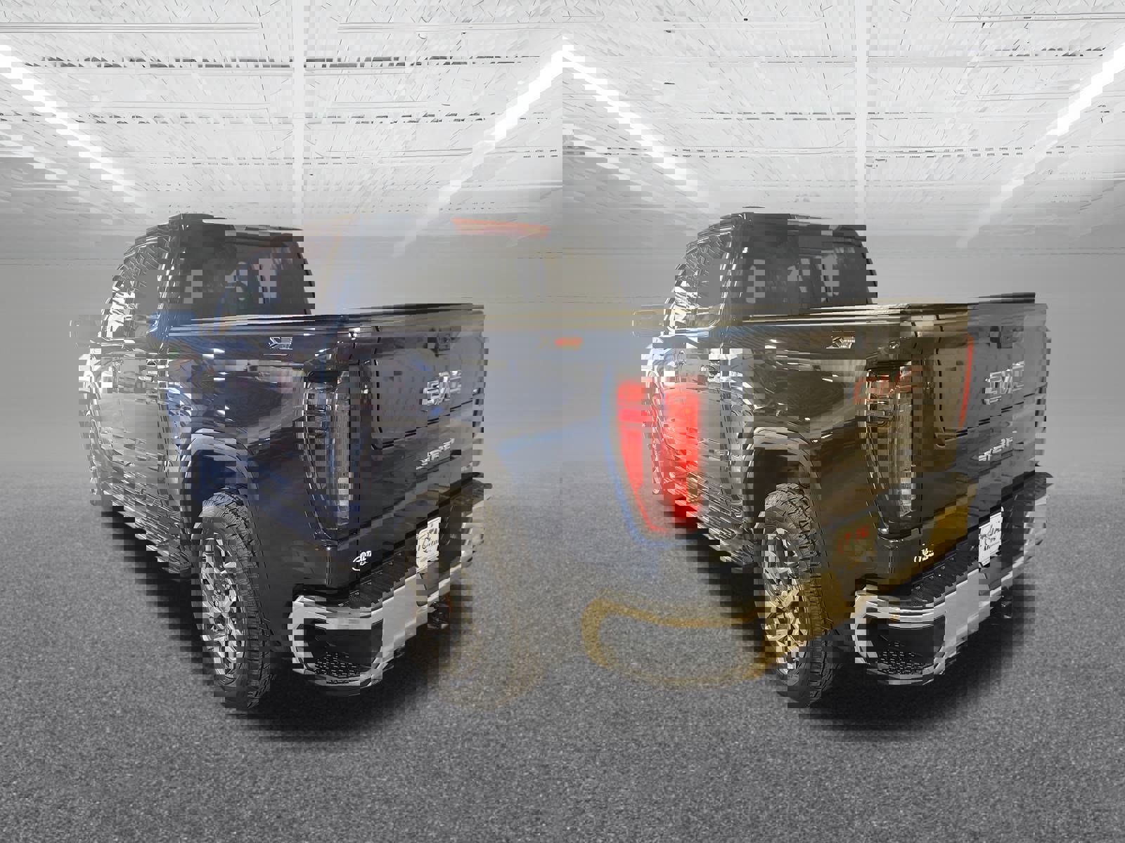 Used 2023 GMC Sierra 1500 SLT w/ SLT Premium Package image 8