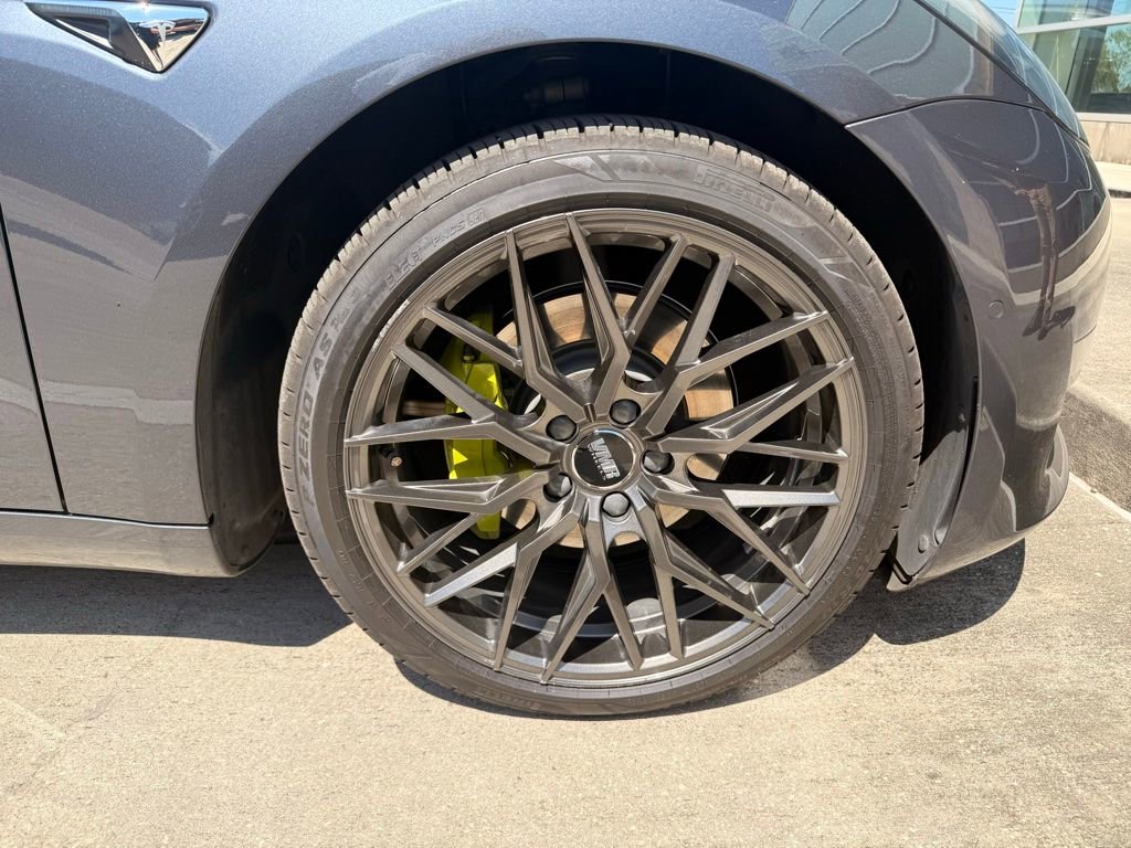 Used 2019 Tesla Model 3 Performance image 4