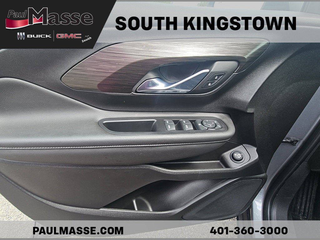 Used 2023 GMC Terrain SLE w/ Driver Convenience Package AWD/4WD image 10