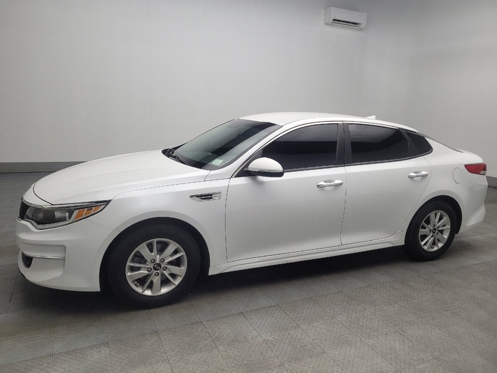Used 2018 Kia Optima LX w/ Convenience Package image 2