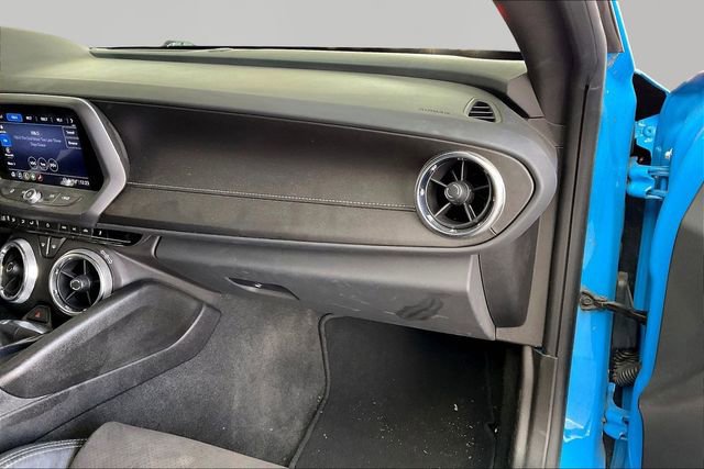 Used 2022 Chevrolet Camaro LT w/ RS Package image 18