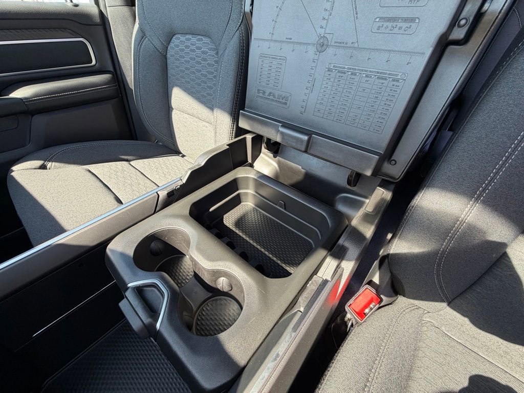 New 2026 RAM 1500 4x4 Crew Cab image 21