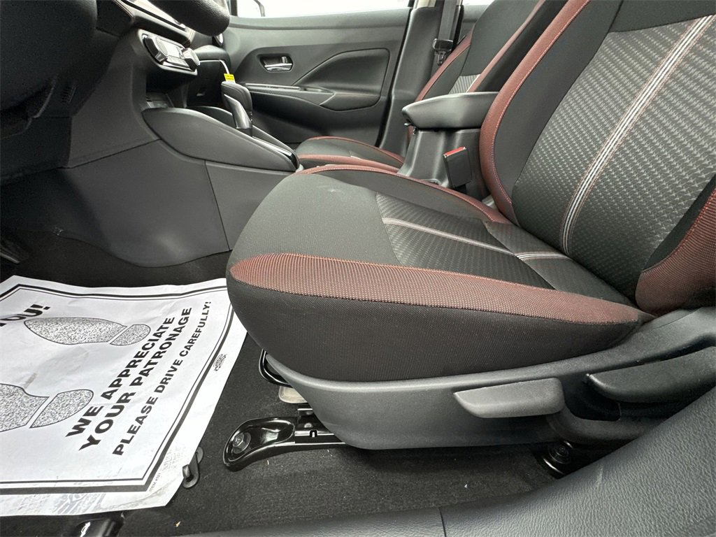 New 2025 Nissan Versa SR image 12