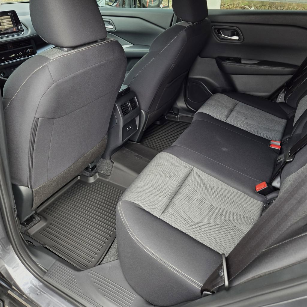 New 2026 Nissan Rogue SV w/ Cold Weather Package FWD image 10