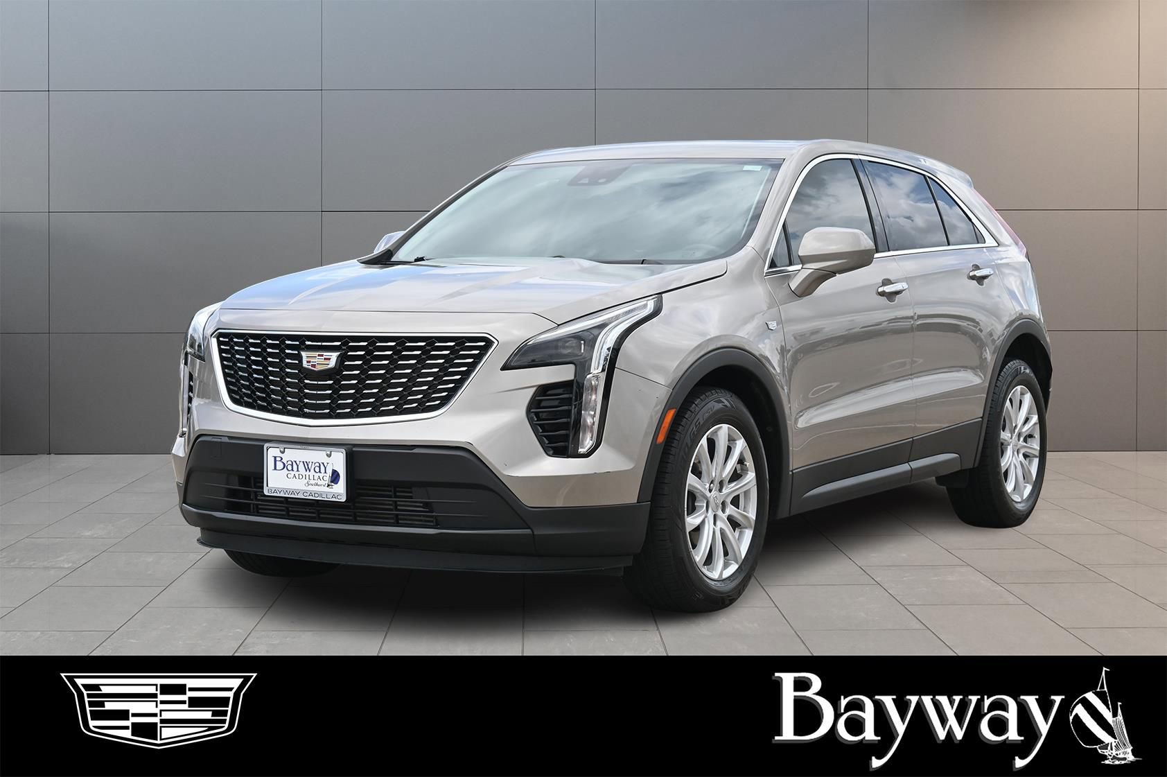 Certified 2023 Cadillac XT4 Luxury FWD image 1