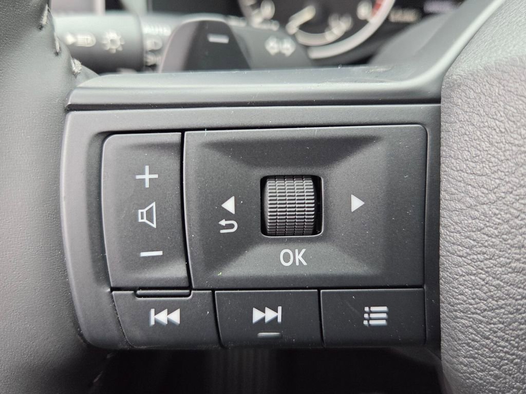 New 2026 Nissan Pathfinder SV image 23