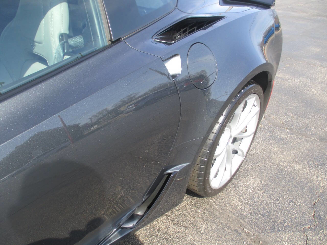 Used 2019 Chevrolet Corvette Grand Sport image 15