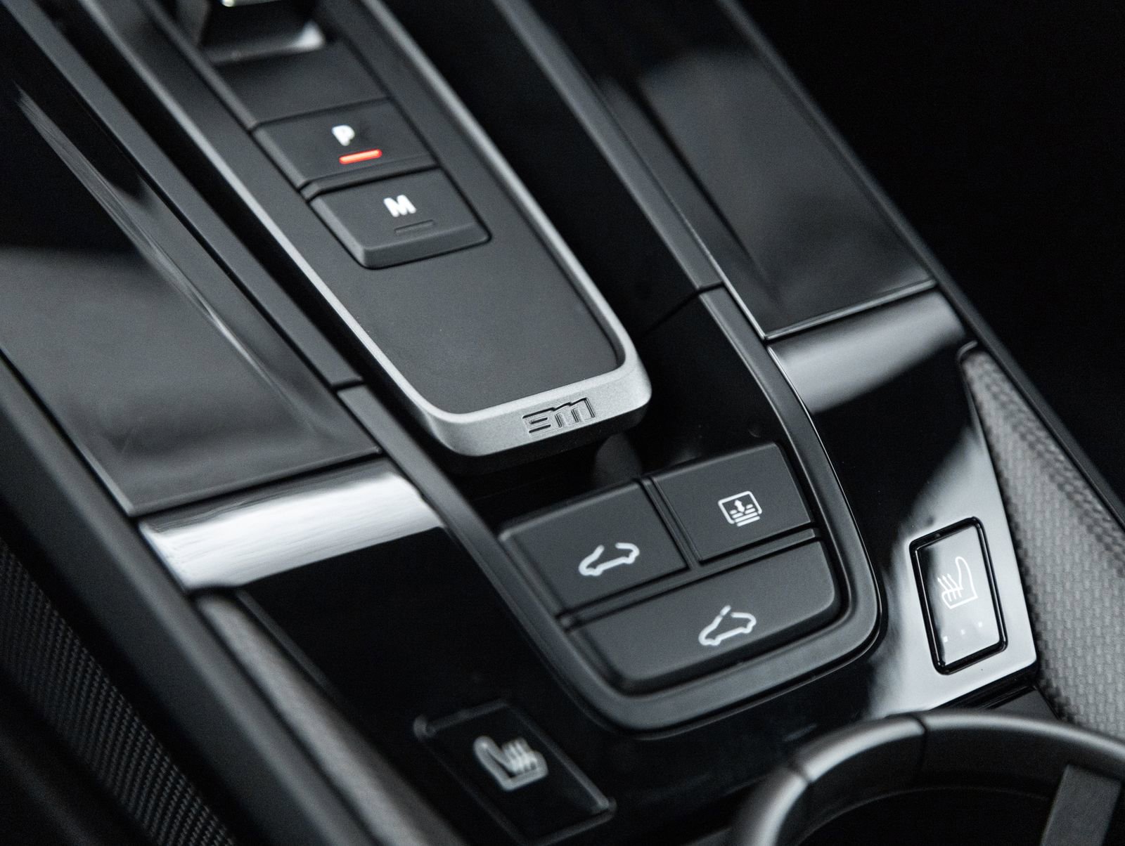 Certified 2025 Porsche 911 Carrera GTS RWD image 29