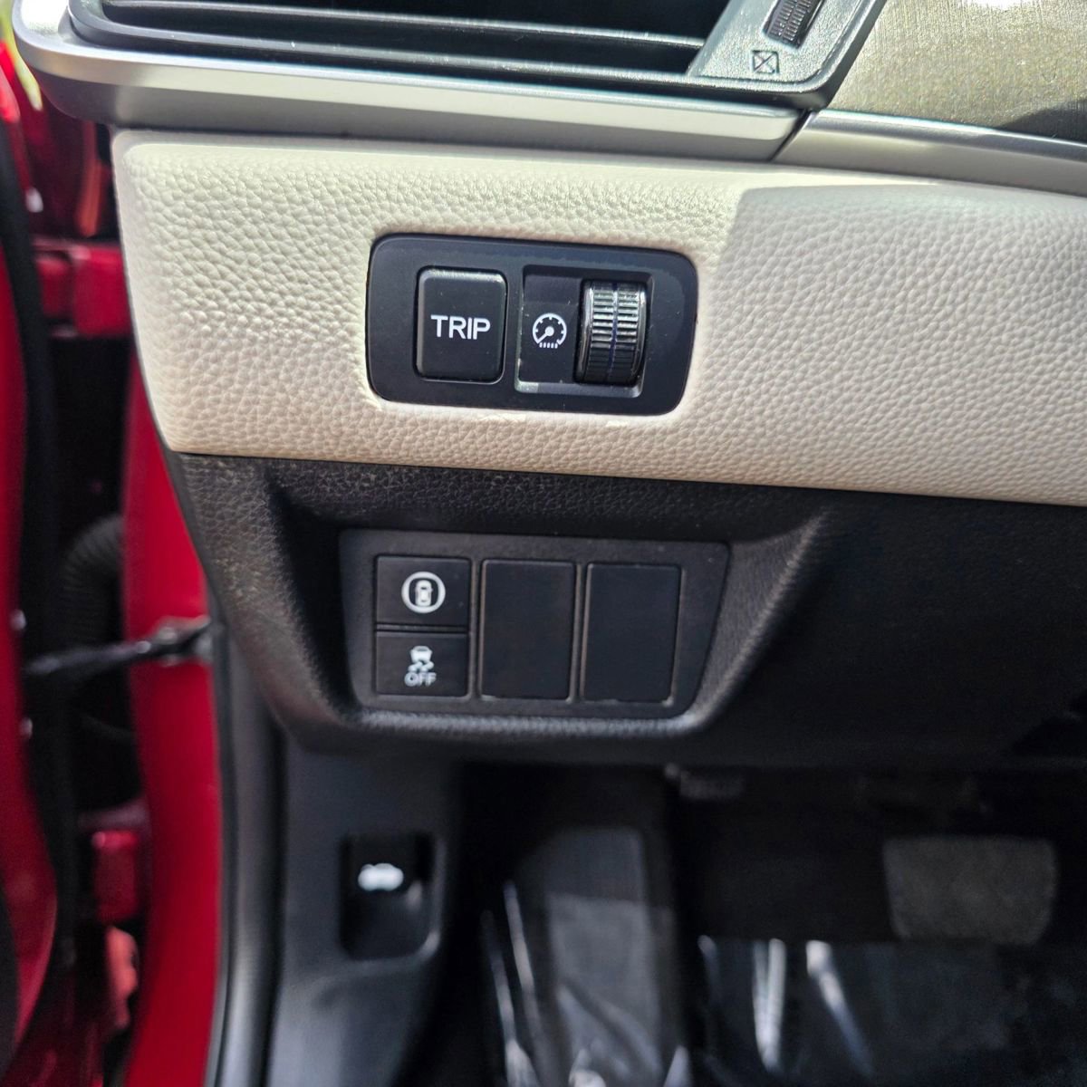 Used 2018 Honda Accord LX image 23