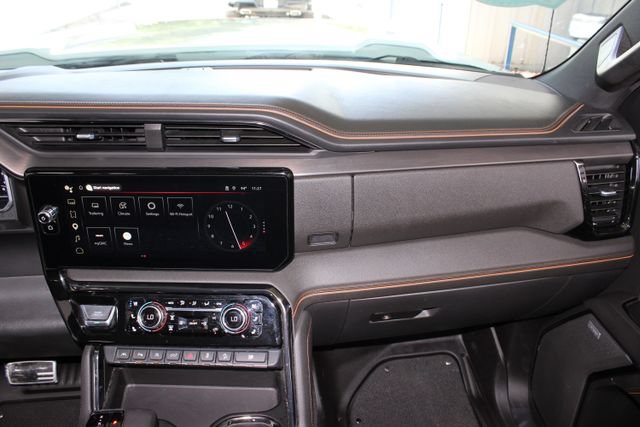 Used 2022 GMC Sierra 1500 AT4 w/ AT4 Premium Package AWD/4WD image 26