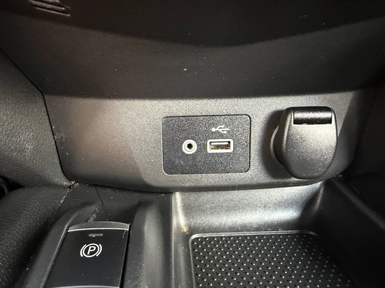 Used 2019 Nissan Rogue Sport SV w/ Technology Package AWD/4WD image 21