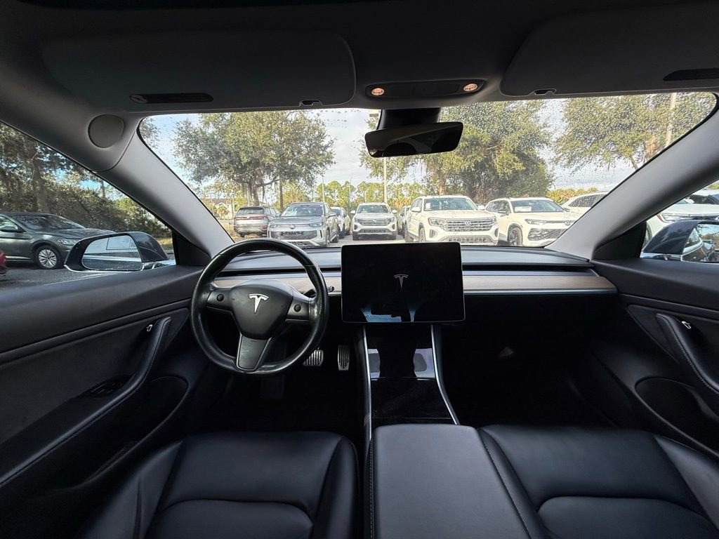 Used 2018 Tesla Model 3 Long Range image 16