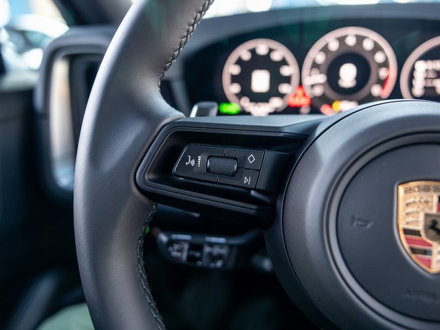 New 2026 Porsche Cayenne S image 27