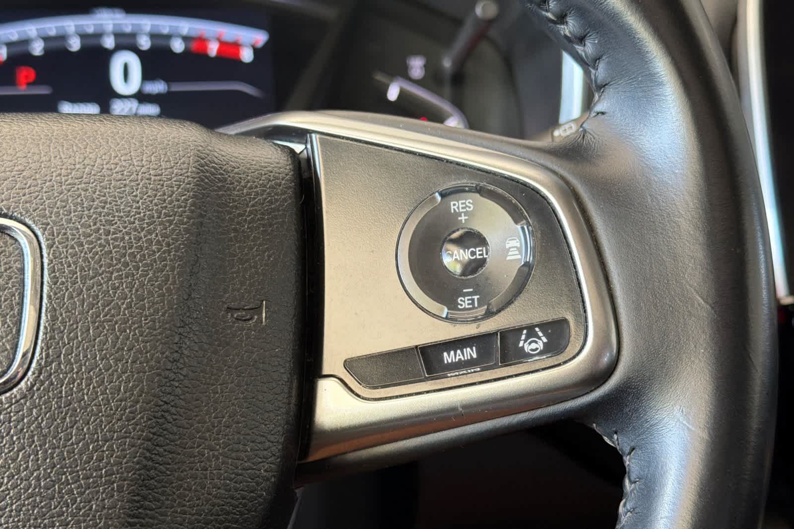 Used 2018 Honda CR-V Touring image 28