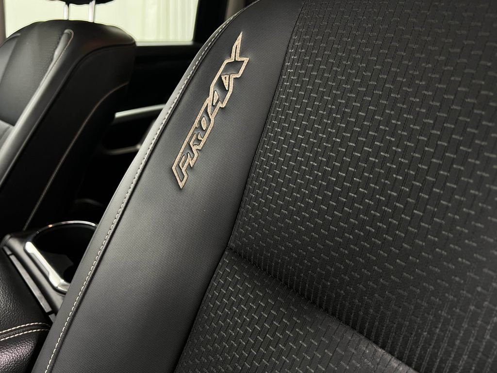 Used 2017 Nissan Titan PRO-4X image 17