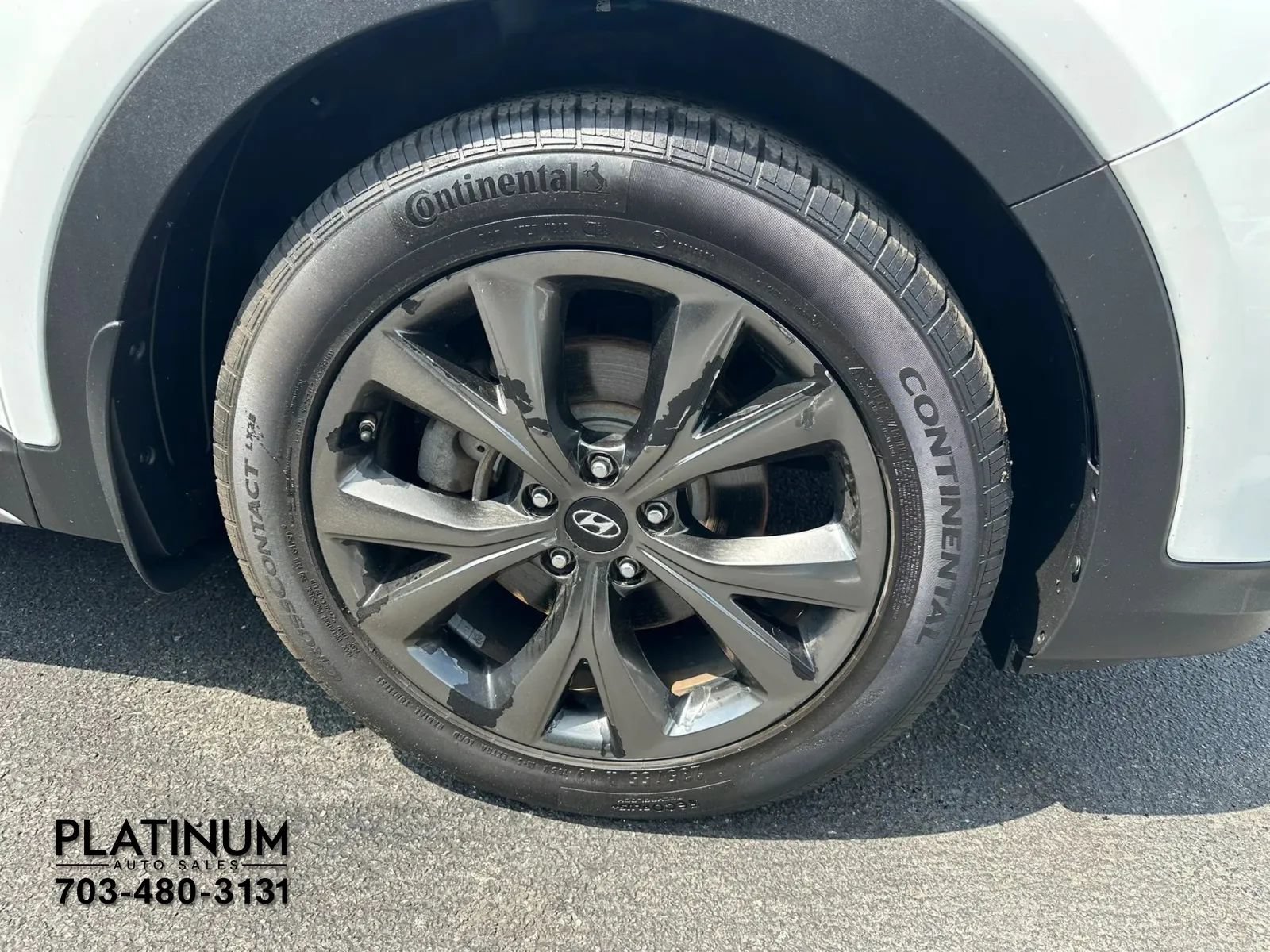 Used 2017 Hyundai Santa Fe Sport w/ Cargo Package AWD/4WD image 20