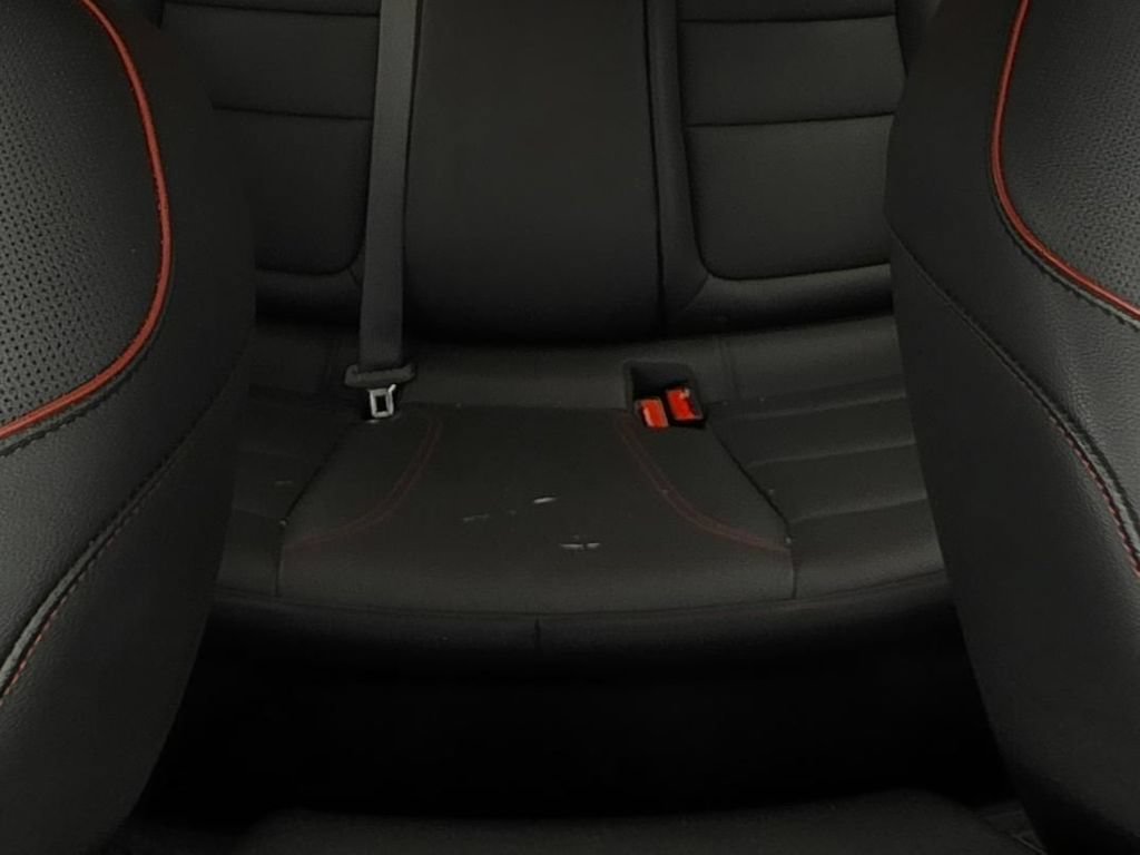 Used 2024 Chevrolet Trax RS w/ Sunroof Package FWD image 13