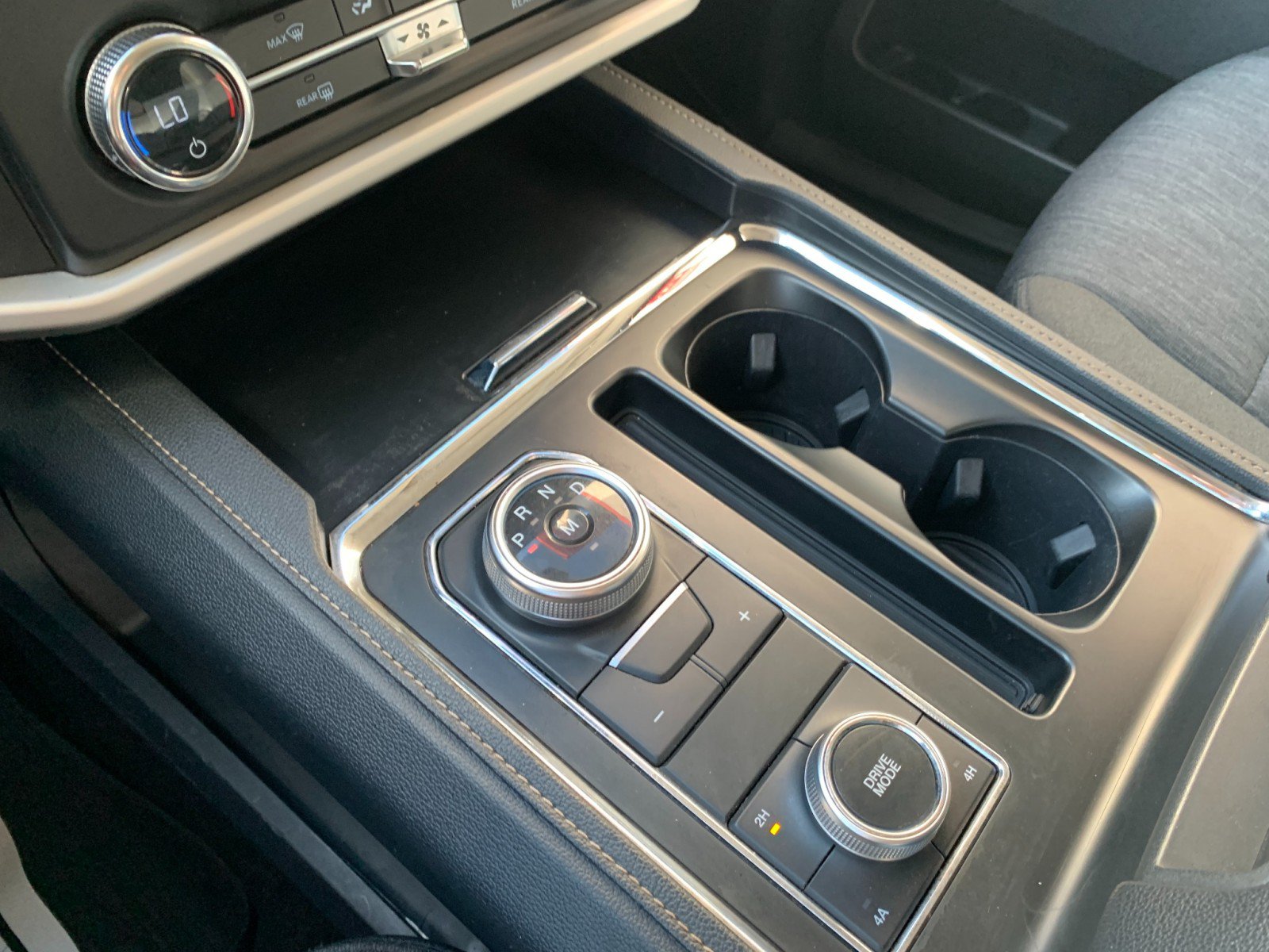 Used 2023 Ford Expedition XLT AWD/4WD image 21