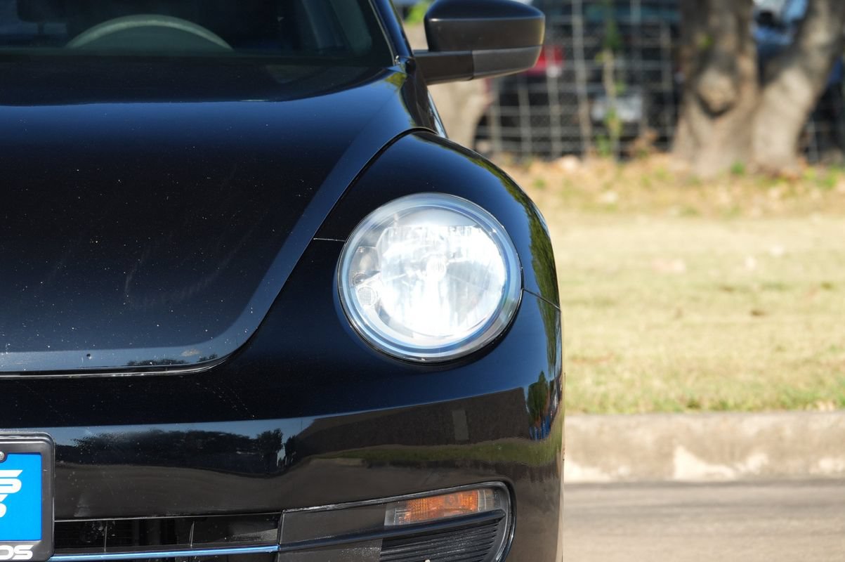 Used 2013 Volkswagen Beetle 2.5 FWD image 19